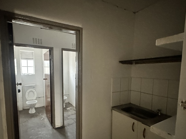 To Let Commercial Property for Rent in Ottery Western Cape